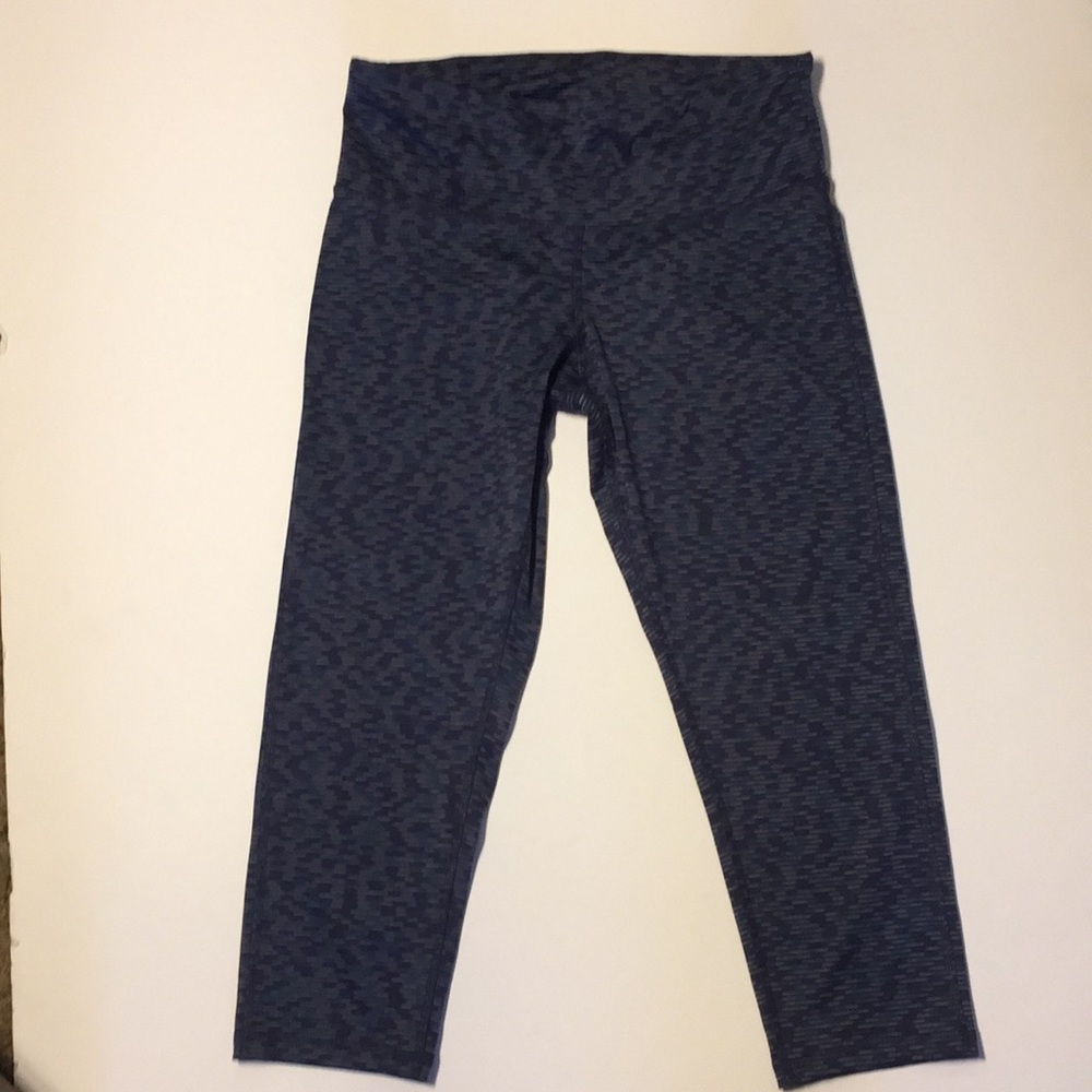 Champion Women’s Cropped Athletic Stretch Pants